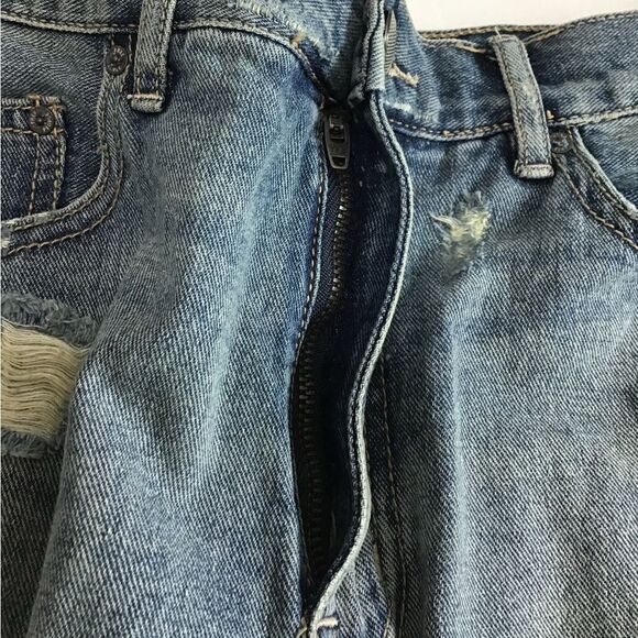 Free People Lacey Crochet Trimmed Denim Cutoff Shorts In True Blue New Size 29 - Picture 4 of 9